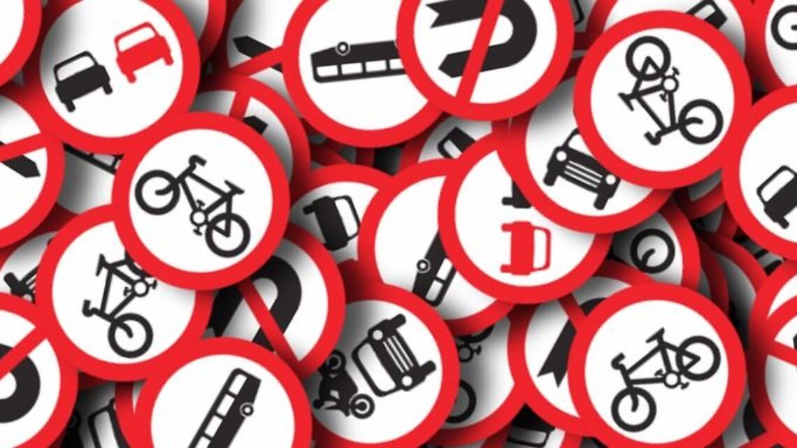 Réviser son code de la route en ligne : quels avantages ?